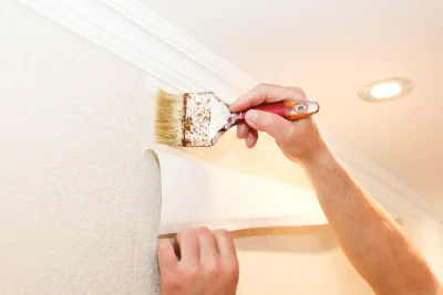 Pose de papier peint à Consolation-Maisonnettes — revêtements muraux et toiles de verre